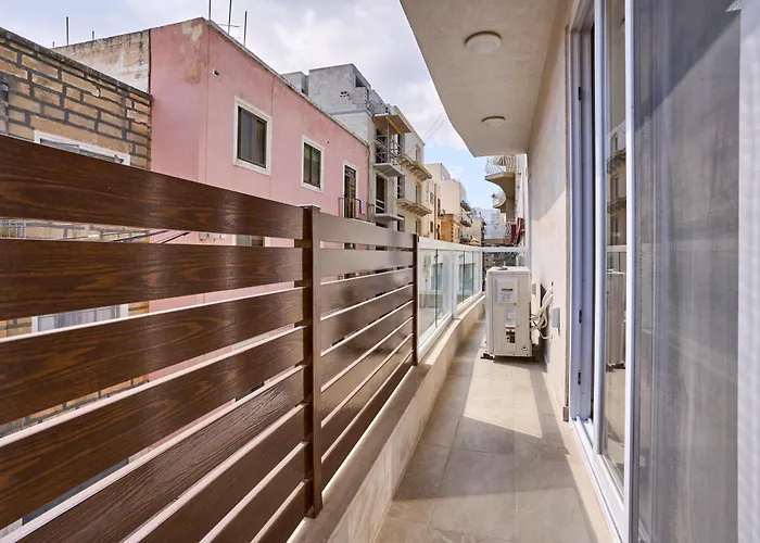 Designer Finished * Gzira